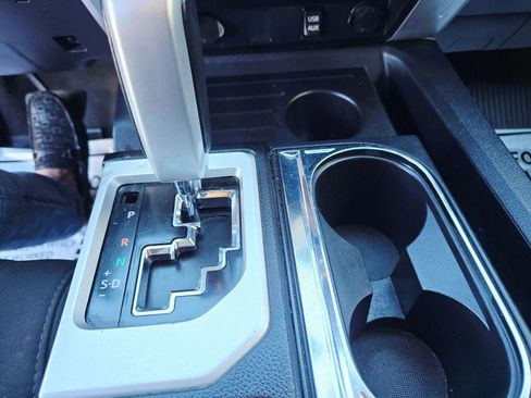 Used 2017 Toyota Tundra SR5 w/ SR5 Upgrade Package image 23