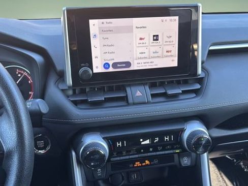 Used 2024 Toyota RAV4 XLE image 25