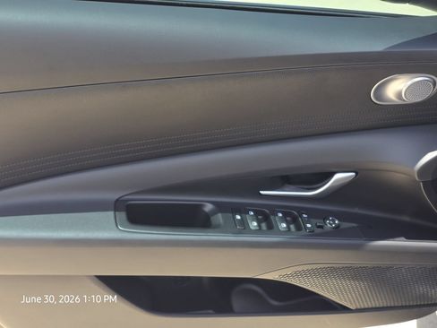 Certified 2026 Hyundai Elantra SE FWD image 15