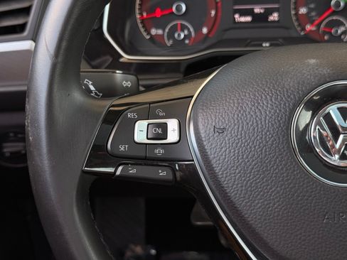 Used 2019 Volkswagen Jetta SE FWD image 27