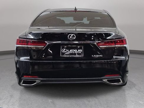 Used 2018 Lexus LS 500 w/ Interior Upgrade Package RWD image 7