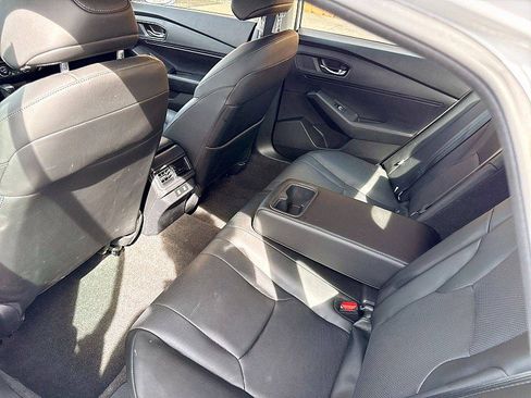 Used 2023 Honda Accord EX-L image 12