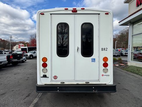 Used 2017 Ford E-350 and Econoline 350 Super Duty w/ Shuttle Bus Prep Package image 8