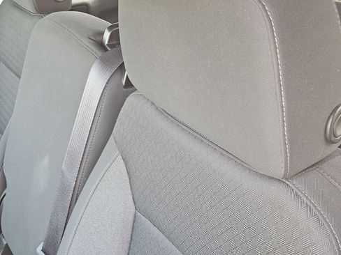 Used 2022 Chevrolet Silverado 1500 Custom image 14