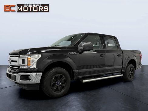 Used 2018 Ford F150 XLT image 2