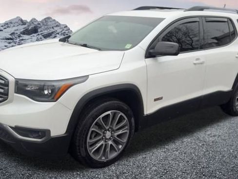 Used 2017 GMC Acadia SLT image 1