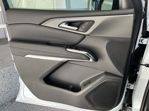New 2026 Chevrolet Traverse LT w/ LPO, Floor Liner Package image 19
