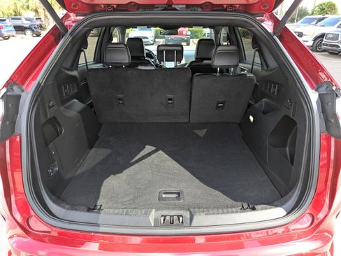 Used 2024 Ford Edge ST-Line image 9