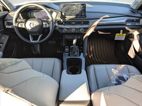 Used 2025 Acura Integra image 13