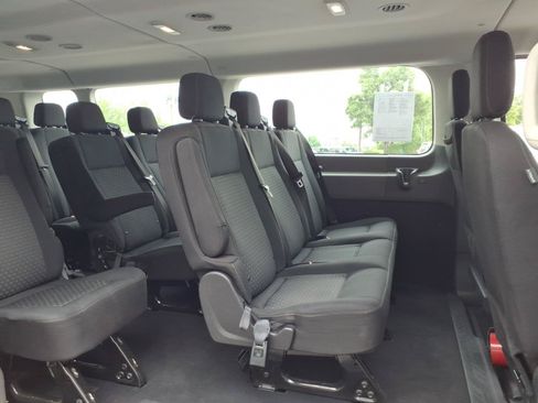 Used 2023 Ford Transit 350 XLT RWD image 31