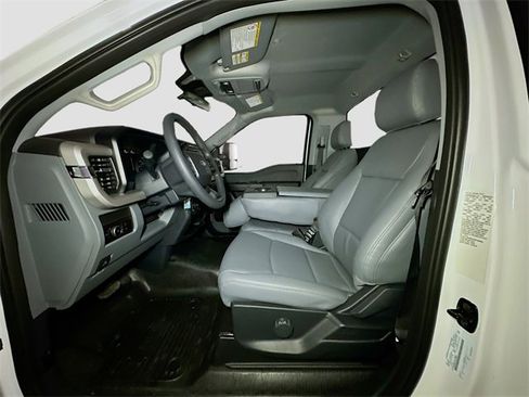 New 2026 Ford F250 XL w/ XL Chrome Package image 14
