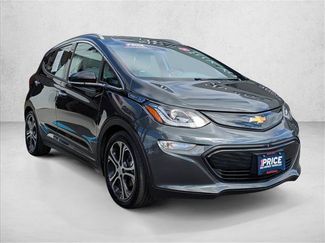 Used 2018 Chevrolet Bolt Premier w/ Driver Confidence II Package video 3