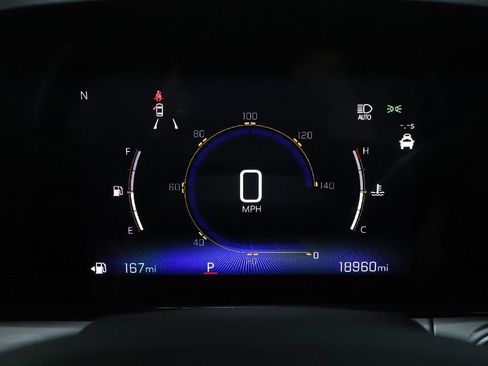 Used 2025 Chevrolet Trax LT w/ Driver Confidence Package FWD image 24