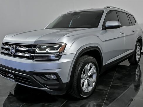 Used 2019 Volkswagen Atlas SE w/ Towing Package FWD image 5