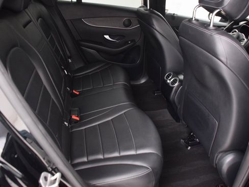 Certified 2022 Mercedes-Benz GLC 300 image 17