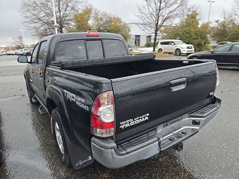 Used 2014 Toyota Tacoma 4x4 Double Cab w/ TRD Off-Road Package image 4