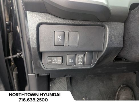 Used 2023 Toyota Tacoma TRD Off-Road image 28