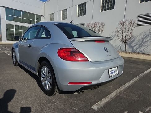 Used 2016 Volkswagen Beetle 1.8T S image 7
