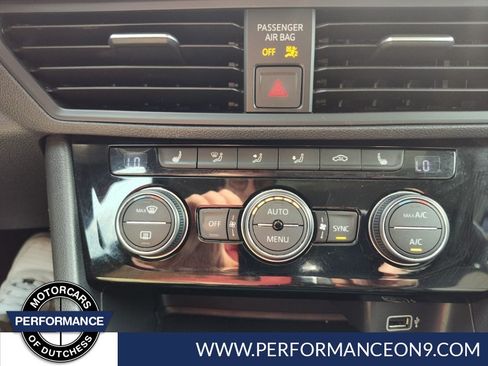 Used 2019 Volkswagen Jetta SE FWD image 21