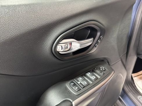 Certified 2021 Jeep Cherokee Limited w/ Elite Package image 13