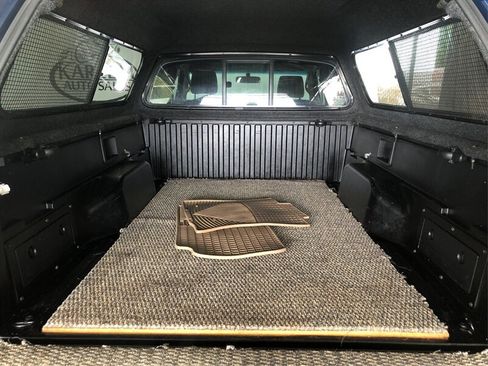 Used 2006 Toyota Tacoma PreRunner image 11