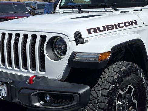 Used 2020 Jeep Gladiator Rubicon w/ Dual Top Group AWD/4WD image 8