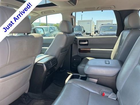 Used 2013 Toyota Sequoia Platinum AWD/4WD image 28