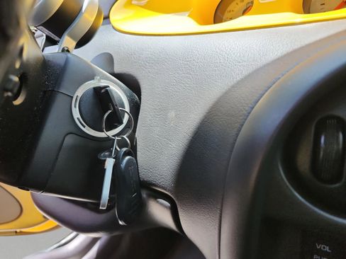 Used 2000 Plymouth Prowler RWD image 22