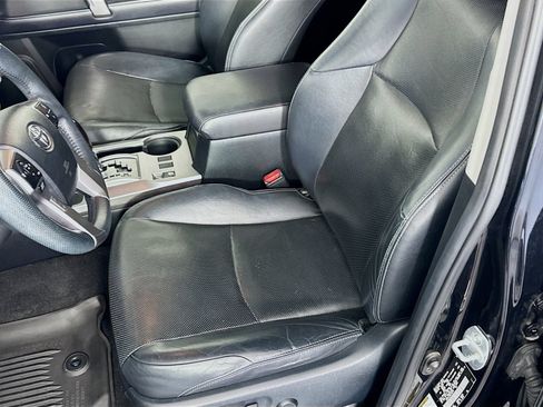 Used 2019 Toyota 4Runner Limited AWD/4WD image 18