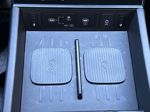 Used 2024 Hyundai Santa Fe Calligraphy image 35