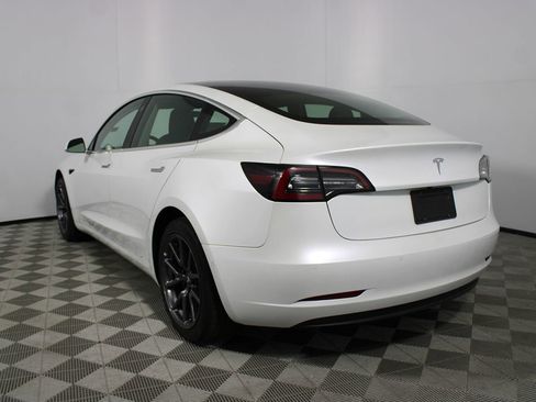 Used 2020 Tesla Model 3 Standard Range Plus image 27