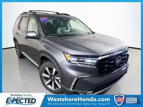 Certified 2023 Honda Pilot Touring image 1