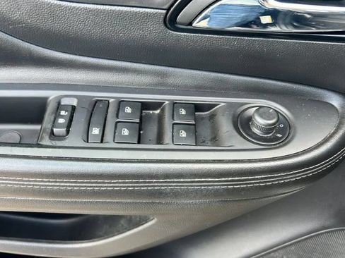 Used 2019 Buick Encore Preferred FWD image 14