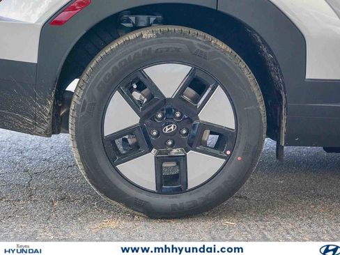 New 2026 Hyundai Santa Fe SE FWD image 5