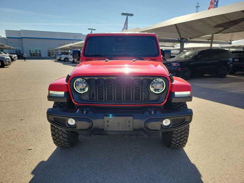 Used 2024 Jeep Gladiator Sport image 6