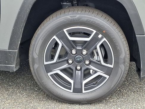 New 2026 Jeep Cherokee Laredo AWD/4WD image 5