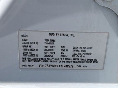 Used 2022 Tesla Model Y Long Range image 25