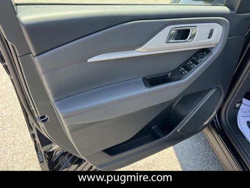 New 2026 Ford Explorer Active image 10