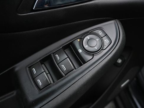 Used 2018 Chevrolet Volt LT w/ Comfort Package image 20