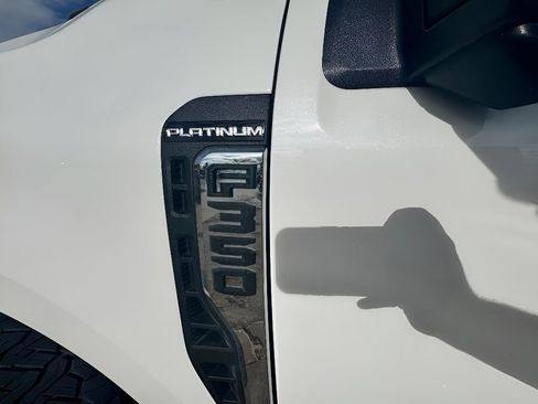 Used 2024 Ford F350 Platinum image 30