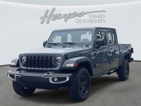 New 2026 Jeep Gladiator Sport image 5