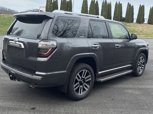 Used 2022 Toyota 4Runner Limited image 4