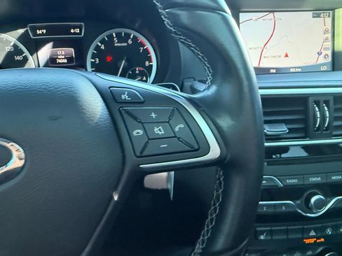 Used 2018 INFINITI QX30 Premium w/ Navigation Package image 25