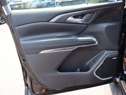 New 2026 Chevrolet Traverse High Country w/ LPO, Floor Liner Package AWD/4WD image 5
