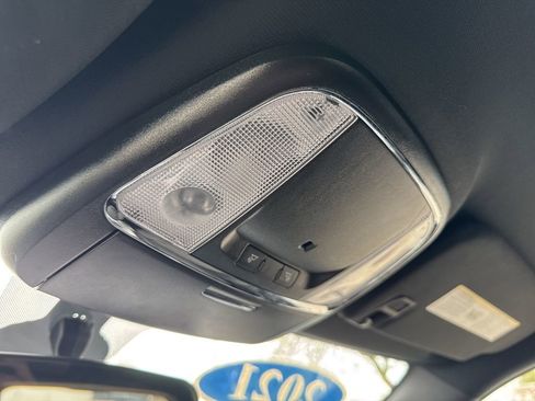 Used 2021 Jeep Grand Cherokee Laredo image 29