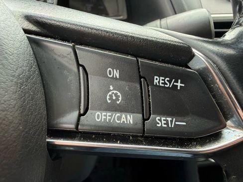 Used 2017 MAZDA MAZDA3 Touring image 14