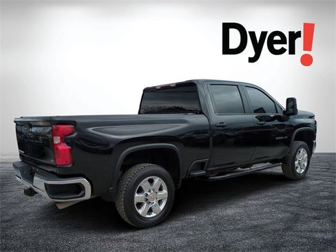 Certified 2022 Chevrolet Silverado 2500 LT w/ Convenience Package image 3