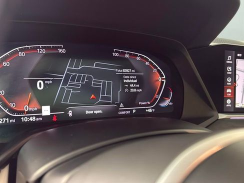 Used 2021 BMW X7 xDrive40i w/ M Sport Package image 19