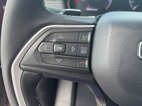 New 2025 Jeep Grand Cherokee Laredo X w/ Luxury Tech Group I image 16