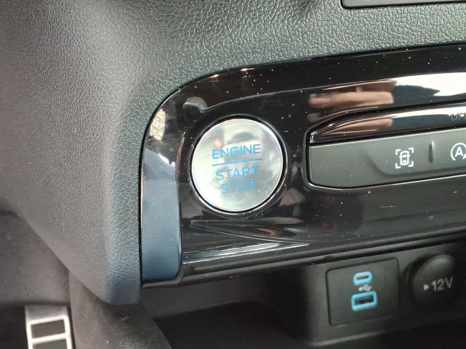 Used 2023 Ford Escape ST-Line w/ Tech Pack #1 FWD image 22